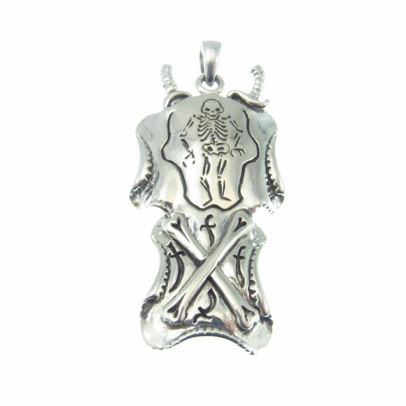 Solid 925 Sterling Silver Queen Anne's Revenge T Skeleton Gothic Pirate Pendant - Picture 4 of 9